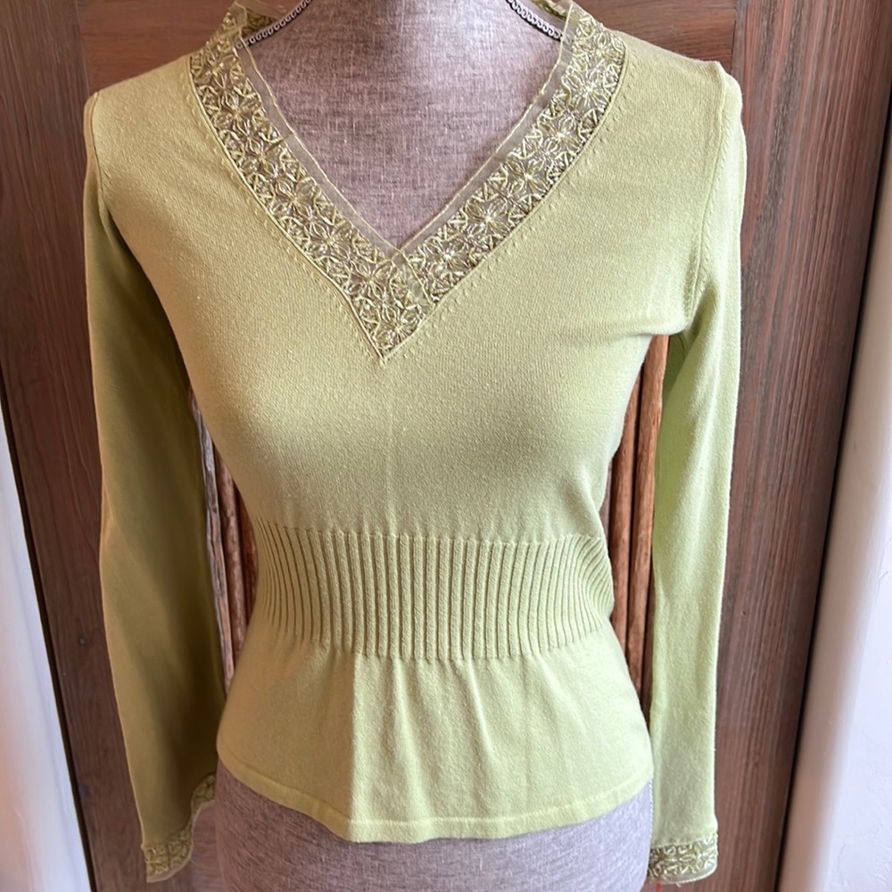 Vintage Dillard’s Intuitions Sweater, V-Neck Pullover, Size Small, Lace & Beads